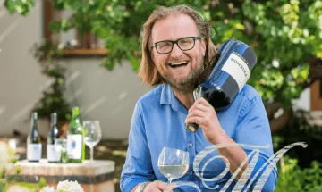 Football-meets-Wine Football-meets-Wine
